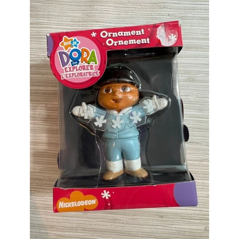 Y2K New 2008 Dora the explorer winter ornament